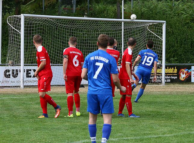 Bild 13: FC Erzingen wird Favoritenrolle beim SV Gurtweil gerecht &ndash; und wir haben Bilder!