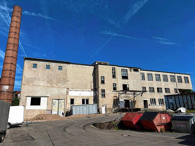 Bild 2: Wehra-Areal in Wehr: So verschwindet der Schornstein