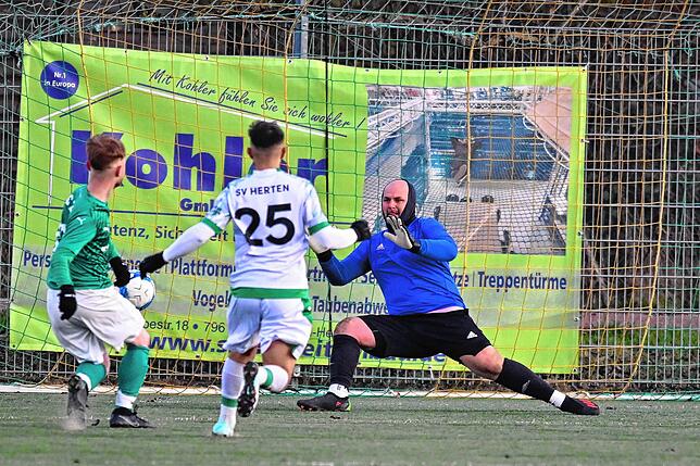 Bild 3: FC Zell siegt mit 5:0 beim SV Herten – und wir haben Bilder!
