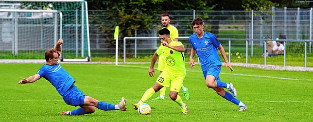 Bild 4: Die besten Bilder der Partie zwischen dem TSV Singen und dem FC Neustadt