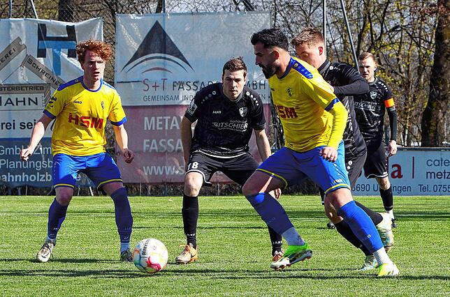 Bild 24: Die besten Bilder vom rassigen Linzgauderby zwischen SpVgg F.A.L und SV Denkingen
