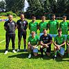 Das Trainerteam mit den vielen Neuzugängen (hinten von links) Trainer Benjamin Gallmann, Co-Trainer Jonas Schwer, Sebastian Sauter, ...