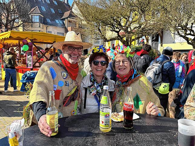 Bild 20: Närrisches Treiben beim fröhlichen Fasnetsmarkt 2025