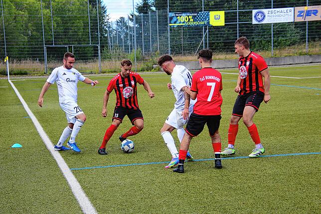 Bild 36: Die besten Bilder von der Bezirksliga-Partie SG Schwarzwald-Union gegen den TuS Bonndorf!