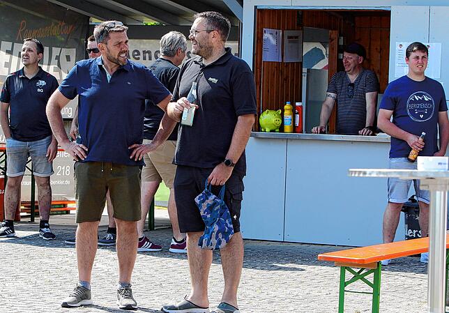 Bild 23: Die besten Bilder vom Duell zwischen FV Walbertsweiler-Rengetsweiler und FC Neustadt
