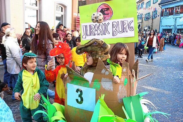 Bild 21: Meersburger Fasnacht: Die schönsten Bilder vom Kärrelerennen 2025