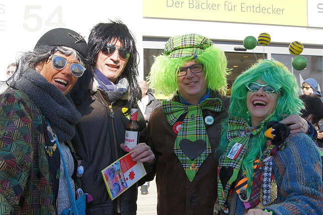 Bild 8: Bilder vom Narrensprung in Friedrichshafen