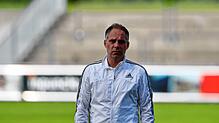 Zum Abschluss der Verbandsligasaison müssen Trainer Daniel Wieser und der FC Singen eine bittere 1:10-Niederlage gegen den Freiburger FC ...