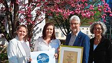 Das große Jubiläumsfest zur Stadterhebung vor 75 Jahren ist organisiert: Lorena Brigante, Ricarda Ladmann, Bürgermeister Michael Thater ...