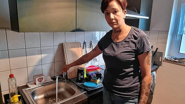 Wenn sie das Wasser warm aufdreht, bleibt es kalt. Elf Tage lang hat Jennifer Birneis keine Heizung und kein warmes Wasser – und das ist ...