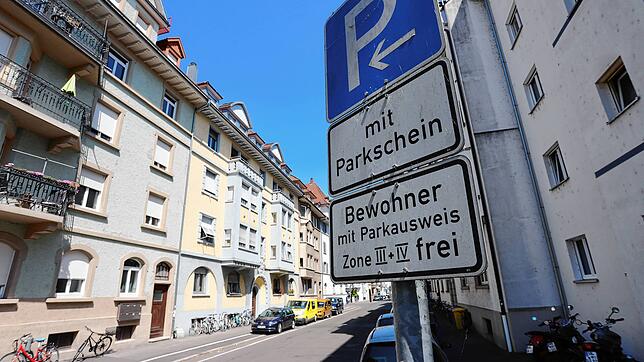 Das Anwohnerparken gilt vor allem im Paradies &ndash; im Bild die Gartenstraße &ndash; und in der Altstadt. Parkausweis-Besitzer dürfen ...