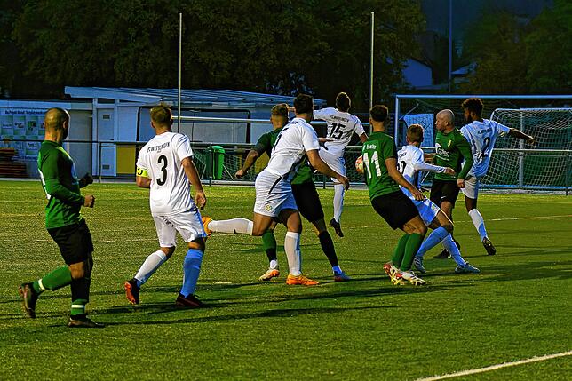 Bild 14: SV Herten erreicht ein 2:2 gegen den FC Wittlingen &ndash; wir haben Bilder!