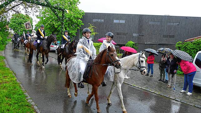 Bild 21: Bilder vom Georgiritt in Limpach im Deggenhausertal am Muttertag