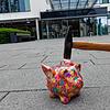 An wessen Sparschwein muss der Kreis ran, um einen Klinikneubau zu finanzieren? Möglichst nicht an unsere, sagen die Städte und Gemeinden...