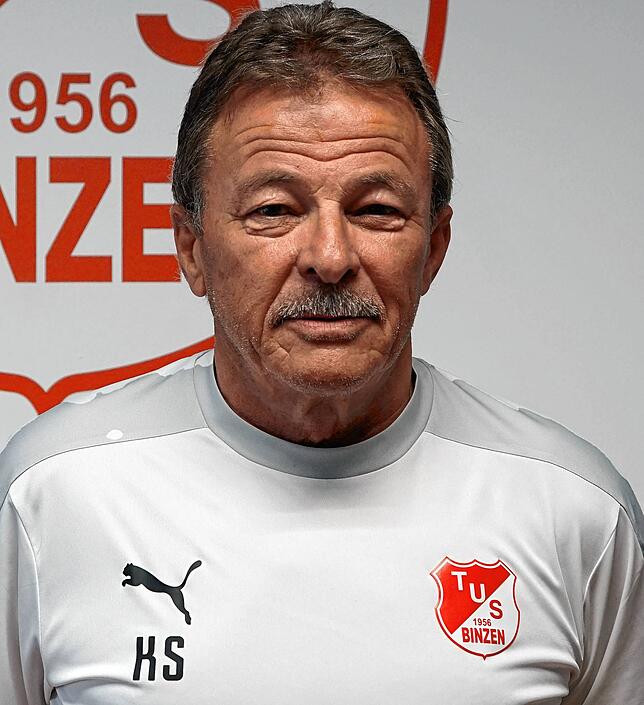 Trainer Karl-Frieder Sütterlin (TuS Binzen): „Dieses Spiel war eine Fußball-Show. Mit dem 3:3 bin ich zufrieden.“