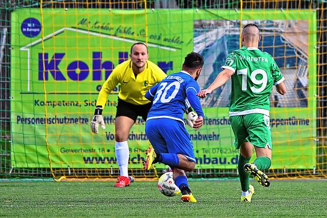 Bild 11: SV Herten besiegt den FC Erzingen mit 3:0 &ndash; und wir haben Bilder!