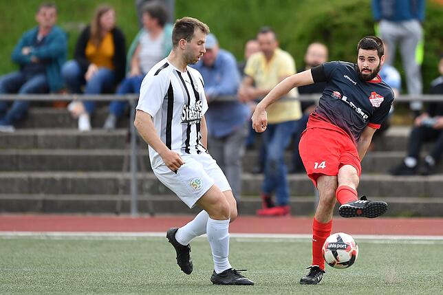 Bild 12: FC Wittlingen rettet sich ein 2:2 beim FC Schönau &ndash; und wir haben Bilder!