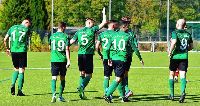 Bild 1: SV Herten setzt sich mit 3:1 beim FC Tiengen 08 durch &ndash; und wir haben Bilder!