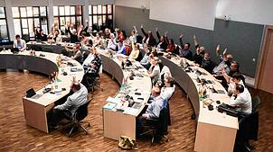 Es ist vollbracht: Bei einer Gegenstimme und einer Enthaltung hat der Gemeinderat dem Doppelhaushalt 2025/2026 zugestimmt.
