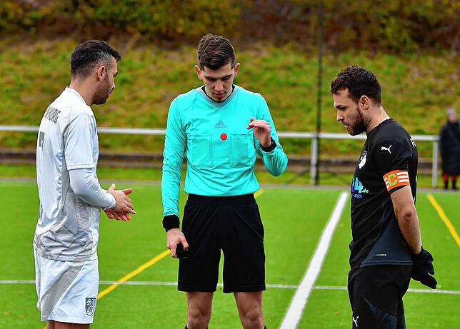 Bild 3: SV Blau-Weiß Murg besiegt den FC Wittlingen mit 6:3 – und wir haben Bilder!
