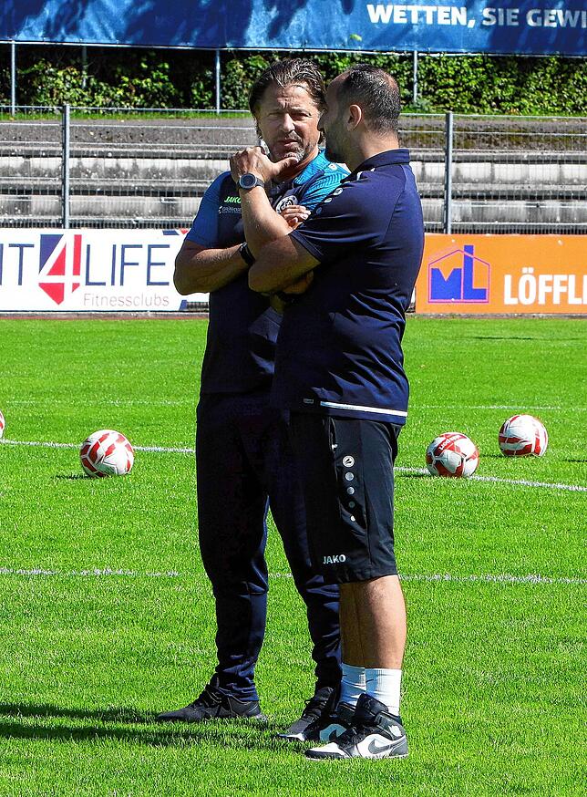 Bild 15: Rasantes 2:2 zwischen SC Pfullendorf und 1. FC Rielasingen-Arlen. Wir waren mit der Kamera dabei!