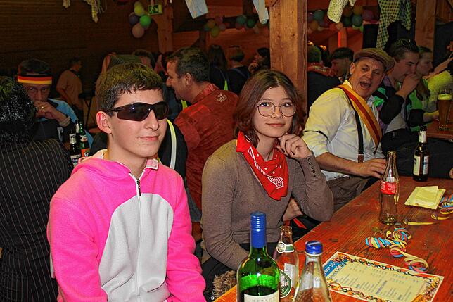 Bild 12: Fasnachtsparty des Turn- und Sportvereins Oberbaldingen am Fasnachtsfreitag: hier gibt´s die Bilder!