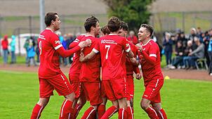 Das 5:2 wurde von der SG Reichenau besonders bejubelt, schließlich war das ein Derbysieg über den SV Allensbach.