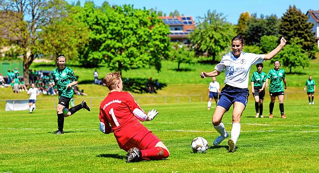 Bild 10: Unsere Bildergalerie vom 2:0-Pokalsieg des SC Konstanz-Wollmatingen gegen Nordstern Radolfzell