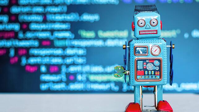 Dieser Blechkamerad macht niemand die Hausaufgaben. Bei einem Chatroboter sieht das schon anders aus.