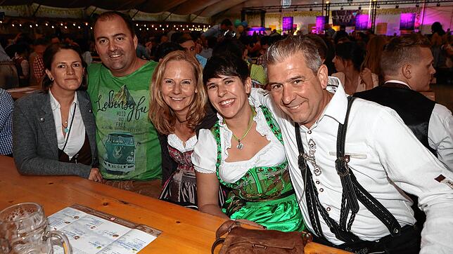 Bild 21: In Konstanz wird das Deutsch-Schweizer Oktoberfest gefeiert