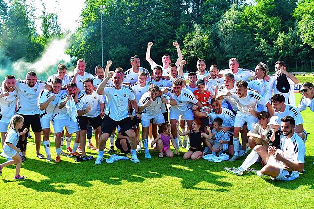 Bild 46: SV 08 Laufenburg steigt nach 2:1 gegen 1. SV Mörsch in die Verbandsliga auf – wir haben Fotos! (I)