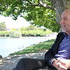 Heinz Vogel vor dem ersten Hausherrenfest als Pfarrer von Radolfzell: Blick auf die linke Seite der Mole von Moos aus gesehen, an der ...