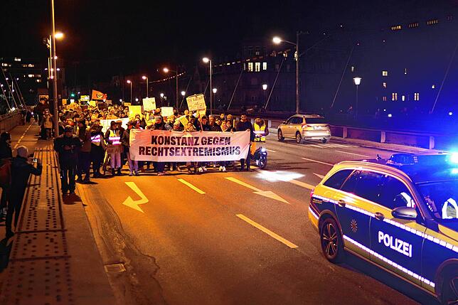 Knapp 15.000 Bürger gingen am 24. Januar bei einer Großdemonstration gegen Rechts auf die Straße.