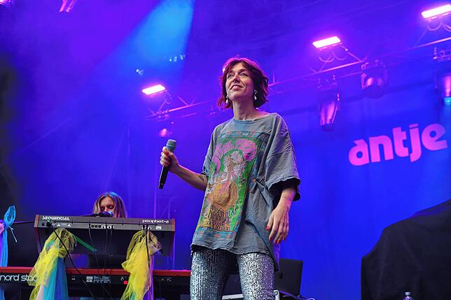 Bild 13: Sportfreunde Stiller begeistern auf dem Hohentwiel-Festival – hier gibt‘s die besten Bilder