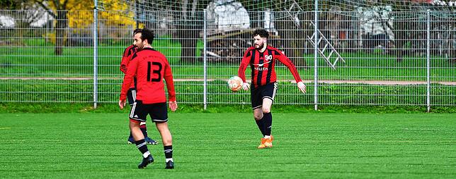 Bild 16: SV Herten besiegt den SV Jestetten im Kellerduell mit 3:2 &ndash; und wir haben Bilder!