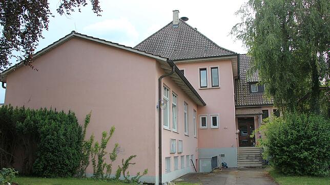 Ein Bürgerzentrum, ein heimatgeschichtliches Museum oder ein "Gründerzentrum" in Regie der Gemeinde fänden viele Uhldinger besser, als ...