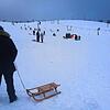 Auf dem Feldberg ist auch im Corona-Winter jede Menge los. Die Lifte sind zu, der Betrieb ist aber fast wie in jedem Winter. Auf dem ...