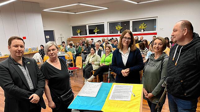 Der Ukrainische Verein Singen hat am dritten Jahrestag des russischen Überfalls auf die Ukraine zu einer Gedenkveranstaltung in den ...