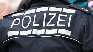 Bild : Kind auf Zebrastreifen angefahren: Autofahrerin übersieht elfjährigen Jungen