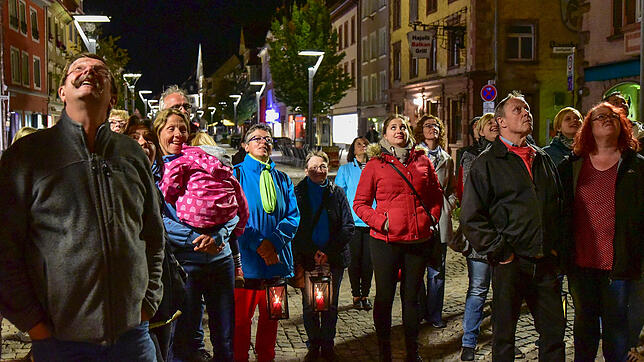Noch können Interessierte das Obere Tor nur von außen bestaunen. Mit dem 24-Stunden-Stadtführungsmarathon gaben die Initiatoren den ...
