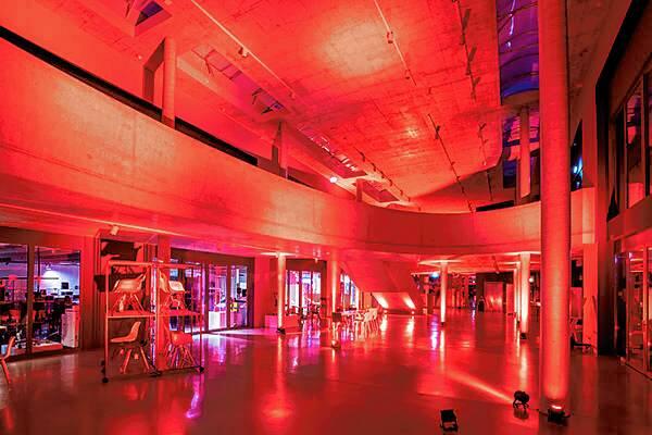 Night of Light: Das Reforum, ein Arbeits-, Event- und Tagungsforum, in Binzen bei Lörrach.