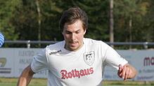 Florian Haselbacher scheitert beim 2:3 des SV Grafenhausen beim FC Brigachtal vom Punkt. Bild: Michael Neubert