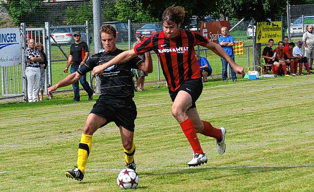 Bild 17: Schnappschüsse aus der Bezirksliga-Saison 2010/2011