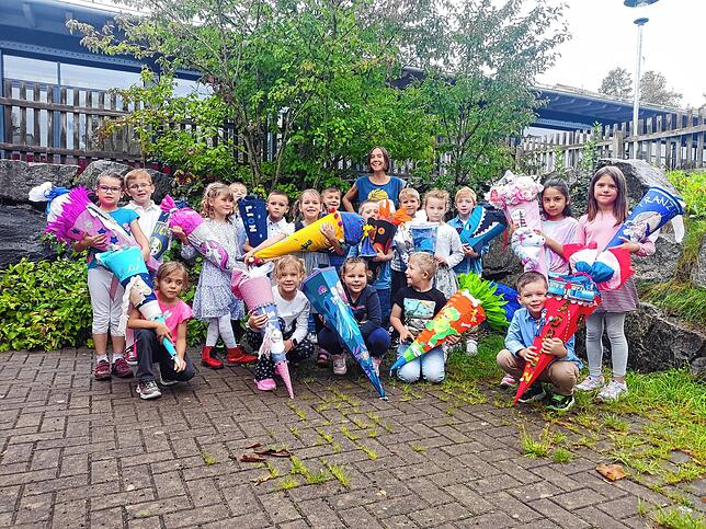 Die Klasse 1b der Gemeinschaftsschule Eschach-Neckar mit Klassenlehrerin Nadine Jentschek.