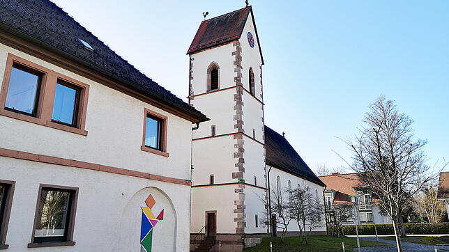 Neben dem Rathaus von Mönchweiler steht die evangelische Antoniuskirche. Bei dem Bürgerentscheid am 9. Februar wird darüber abgestimmt, ...