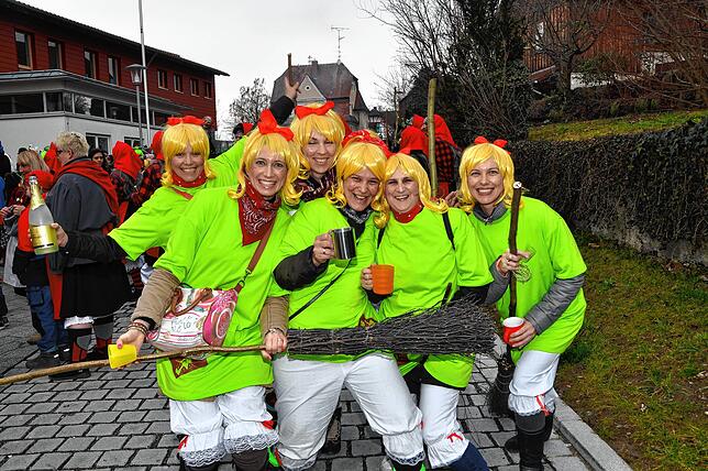 &bdquo;Über Bermatingen liegt ein Fluch &ndash; Hexen und Zauberer sind zu Besuch&ldquo;: So lautete das Motto der Fasnet 2020 in ...