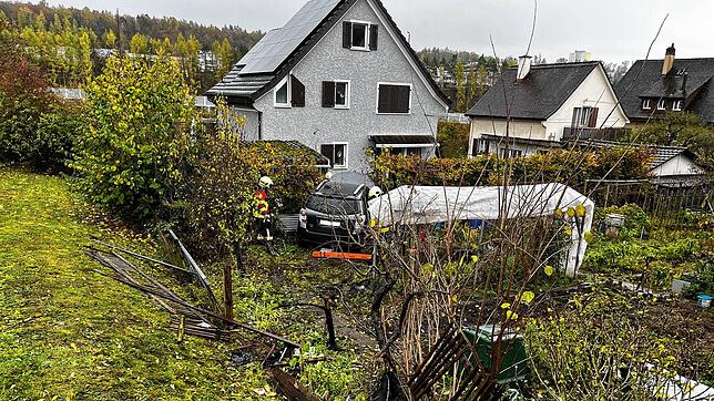 Das Auto des in Schaffhausen verstorbenen 77-Jährigen hinterlässt eine Schneise der Verwüstung.