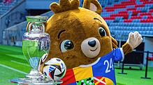 Wer gewinnt die EM und hält am Ende den begehrten Pokal in den Händen? Die SÜDKURIER-Sportredaktion hat da so ihre Favoriten.