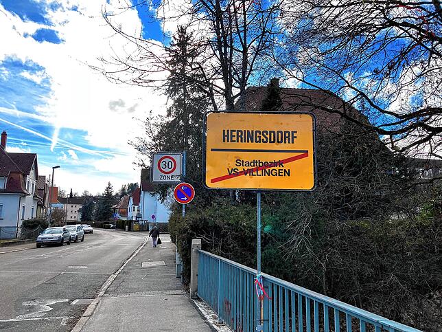 heringsdorf ist definitiv kein Stadtteil von Villingen-Schwenningen. Es existiert nur in der Fantasie der Narren und vorübergehend zur ...