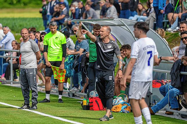 Bild 16: SV Rheintal und FC Erzingen trennen sich 2:2 – wir haben Fotos!